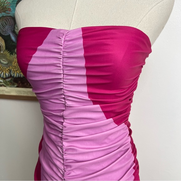 Tiger Mist Pink Fever Samira Strapless Mini Dress in Macro Print Medium - Picture 8 of 11